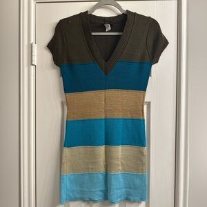 Rue21 Multicolor V-Neck Sweater Dress